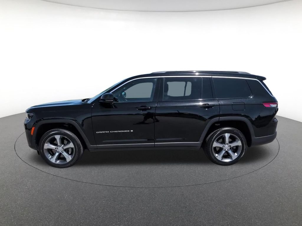 New 2026 Diamond Black Crystal Pearlcoat Jeep Limited image 13
