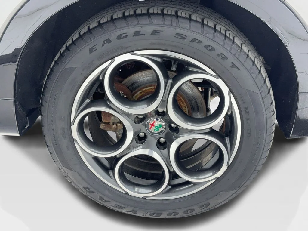 Used 2024 Silver Alfa Romeo Ti image 51