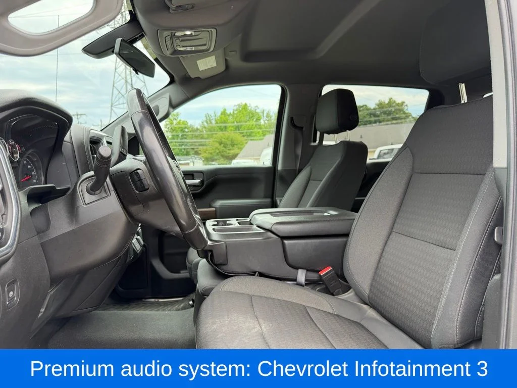 Used 2021 Silver Chevrolet LT image 22