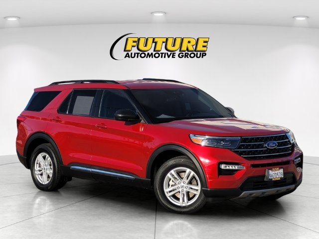 Used 2023 Red Ford XLT image 1
