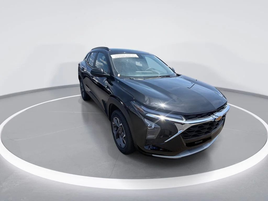 Used 2025 Black Chevrolet LT image 2