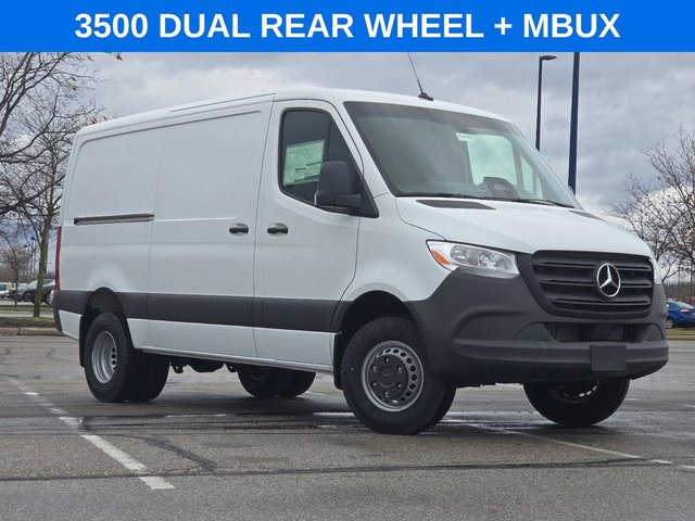 2026 Mercedes-Benz Sprinter 3500 Cargo 144 WB