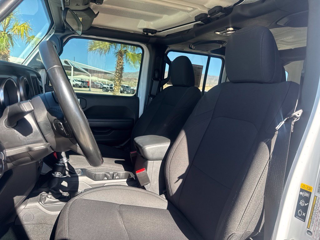 Certified Used 2022 White Jeep Unlimited Sport S image 20