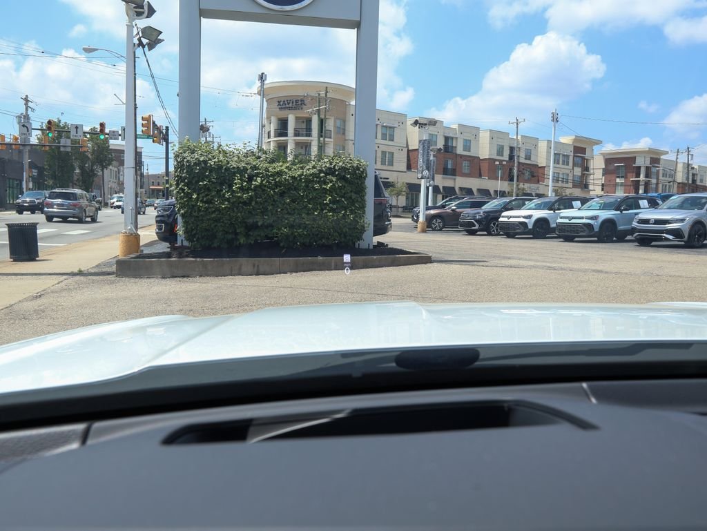 New 2026 White Volkswagen 2.0T SEL image 28