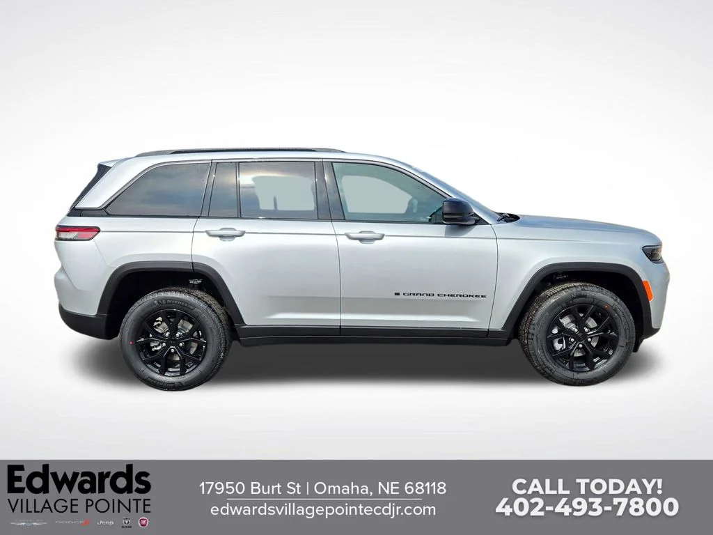 New 2026 Silver Jeep Altitude image 2