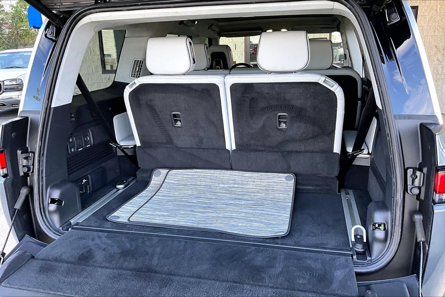 Used 2023 Midnight Black Rivian Adventure image 33
