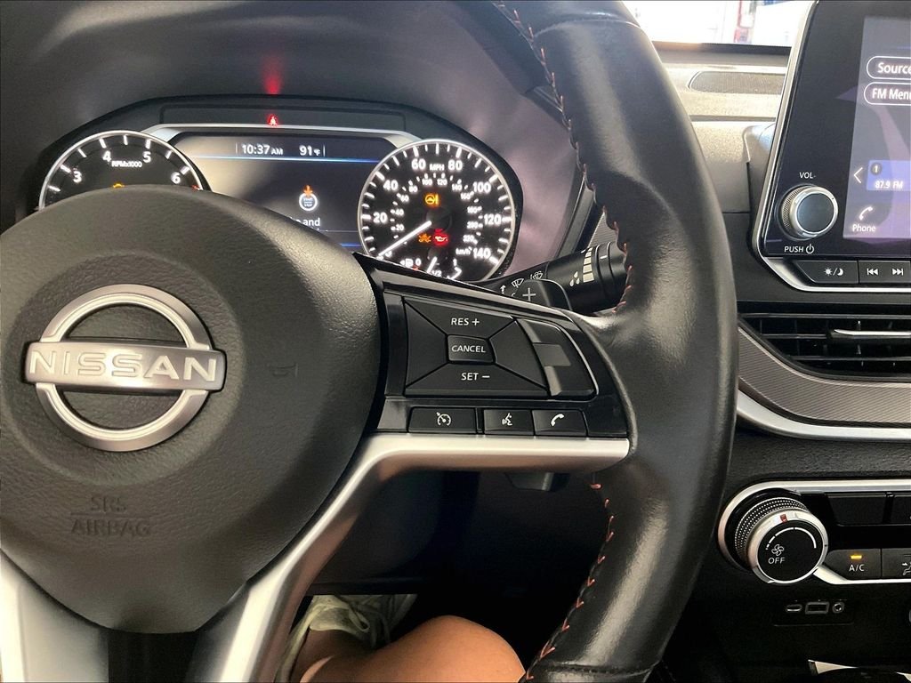 Certified Used 2024 White Nissan 2.5 SR image 23