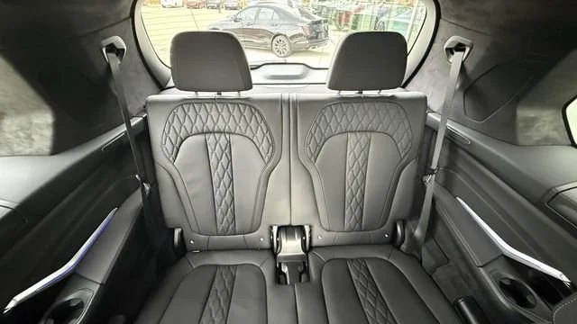 Used 2024 Black BMW xDrive40i image 71