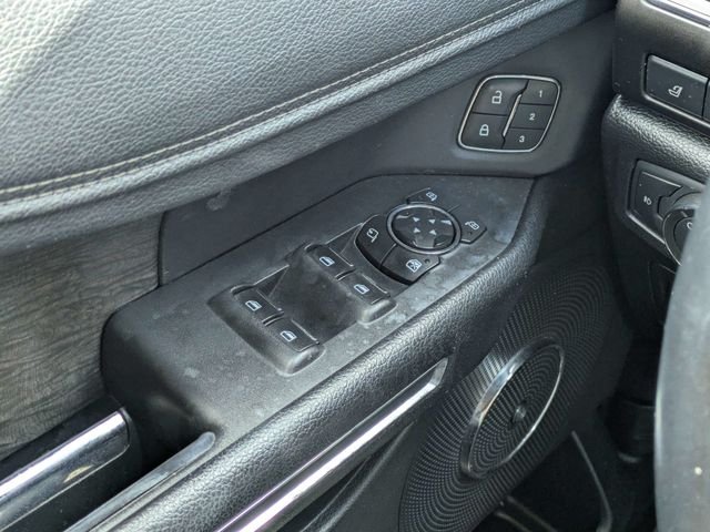 Used 2021 White Ford Limited image 25