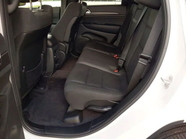 Used 2018 White Jeep Laredo E image 30