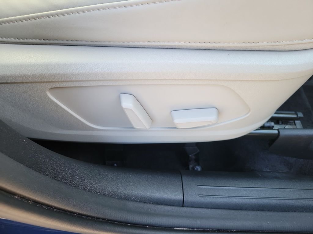 Certified Used 2025 Midnight Lake Blue Kia X-Line EX image 8