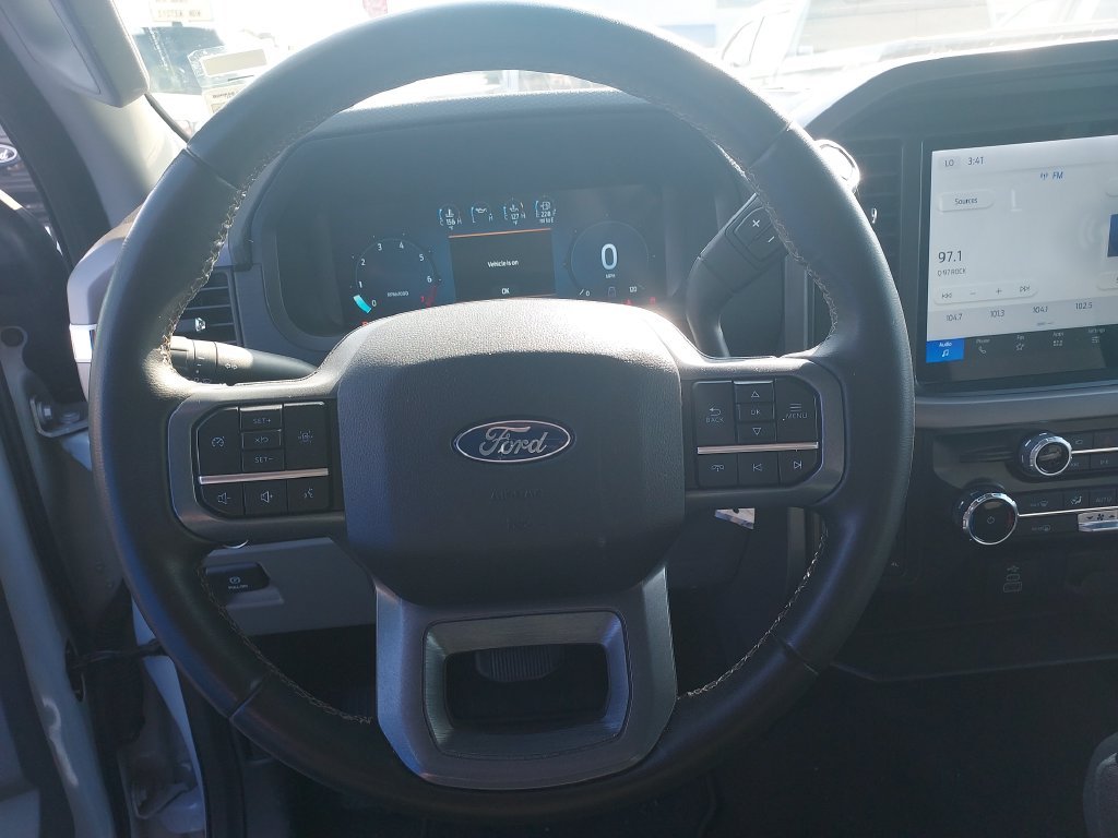 Used 2025 White Ford XLT image 17