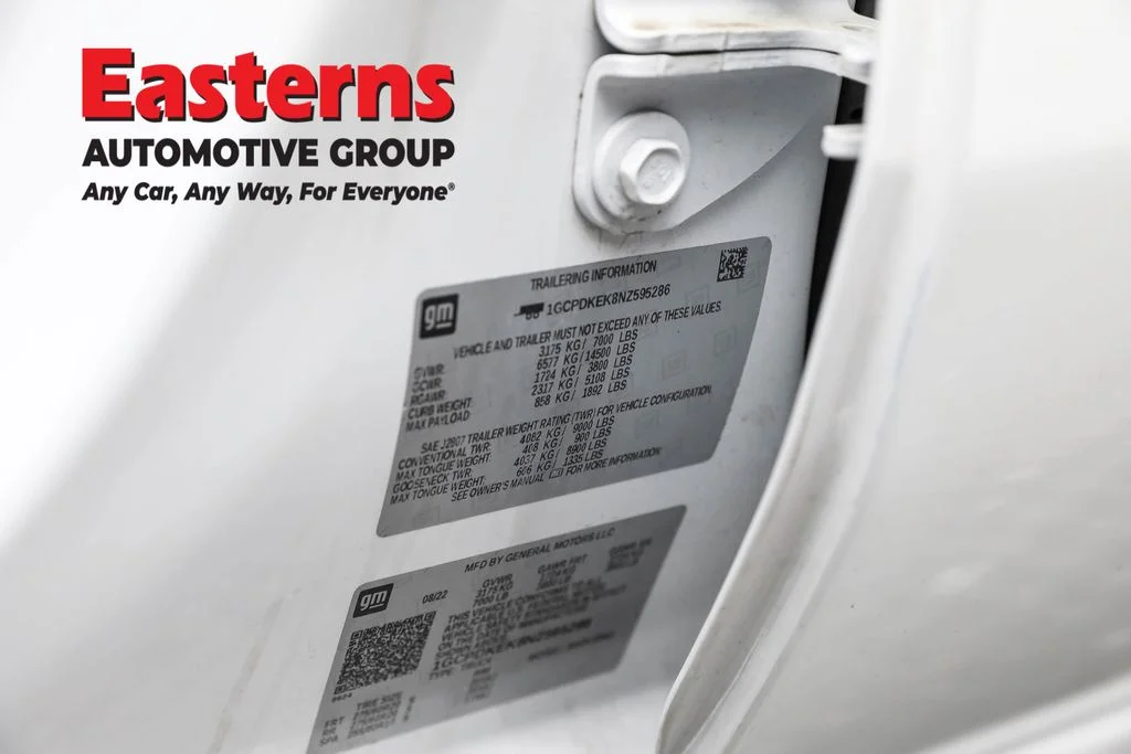 Used 2022 White Chevrolet LT image 34