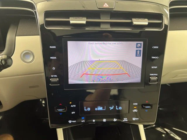 Used 2023 Silver Hyundai SEL image 19
