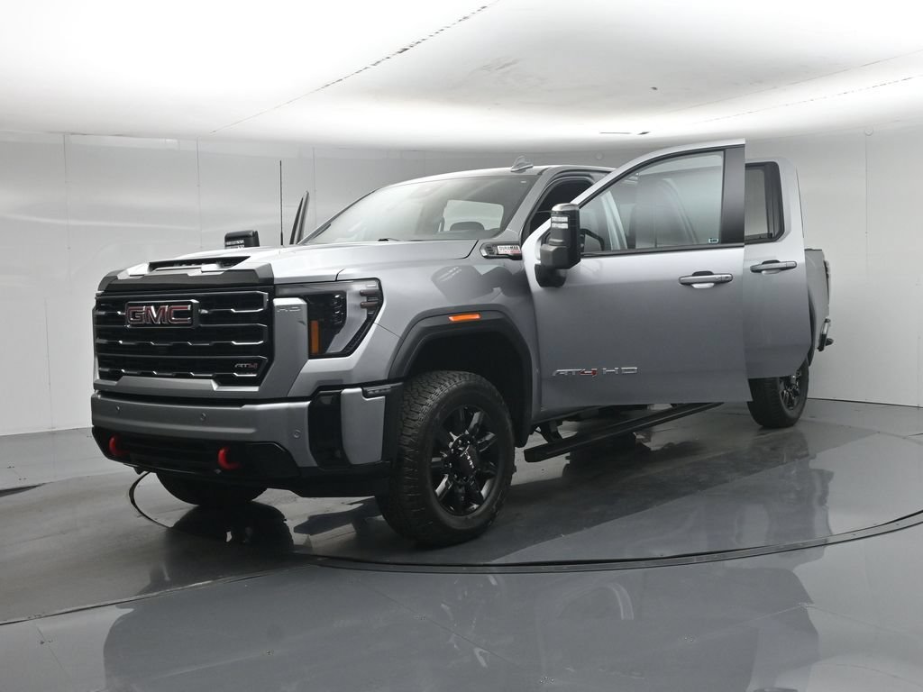 Used 2025 Silver GMC AT4 image 35