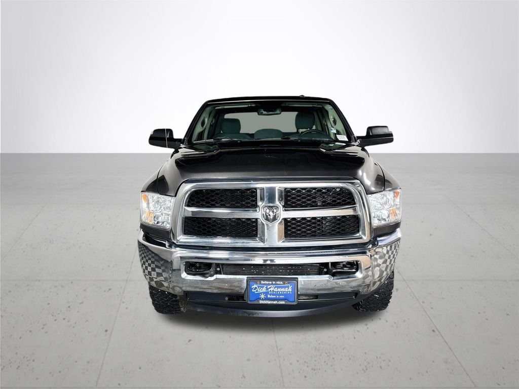 Used 2018 Crystal Metallic Ram Tradesman image 3
