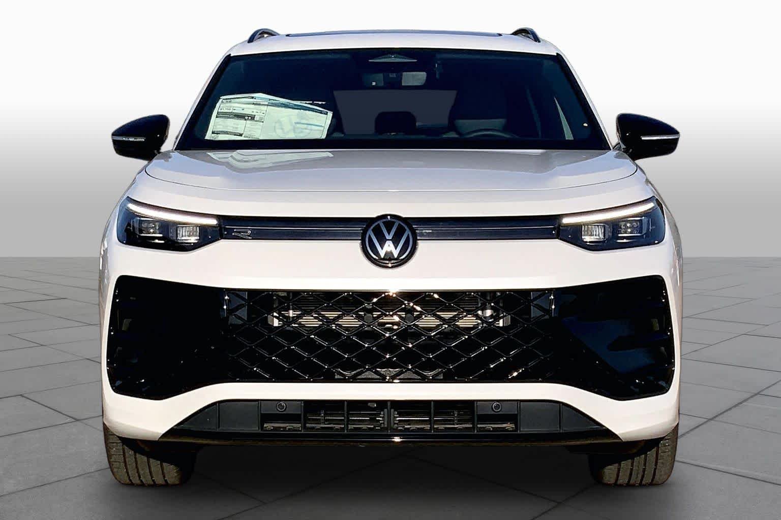 New 2026 Opal White Pearl Volkswagen SE R-Line Black image 3