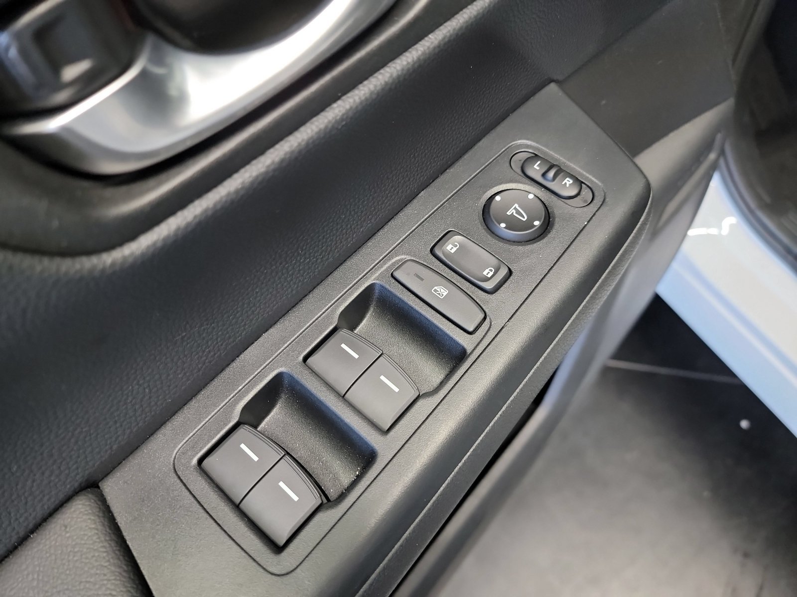 2024 Honda CR-V Sport-L - Photo 44