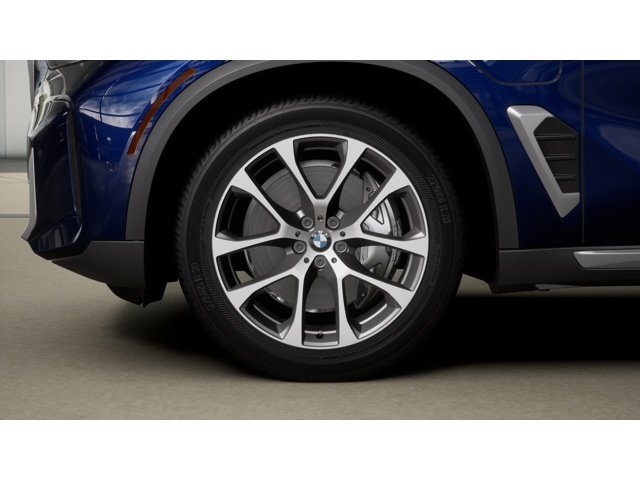 New 2026 Blue BMW X5 50e image 7