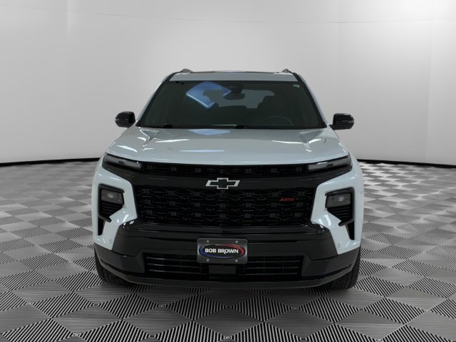 Certified Used 2026 Polar White Tricoat Chevrolet RS image 8