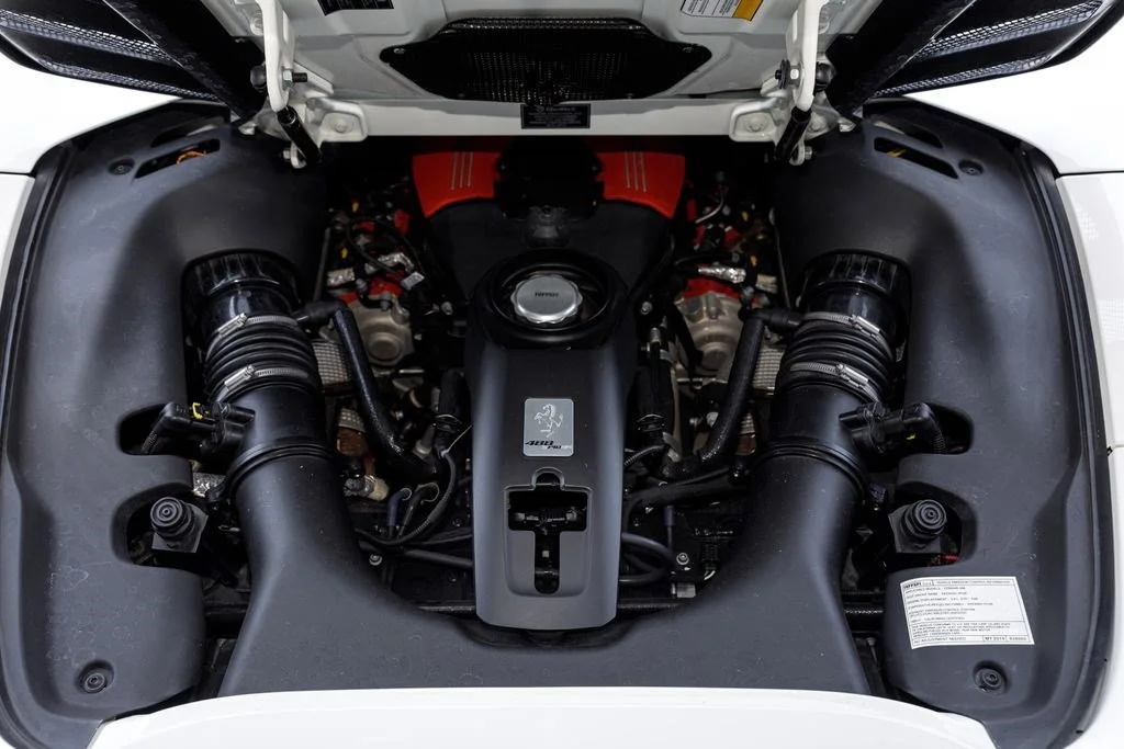 Used 2019 Bianco Avus Ferrari  image 18
