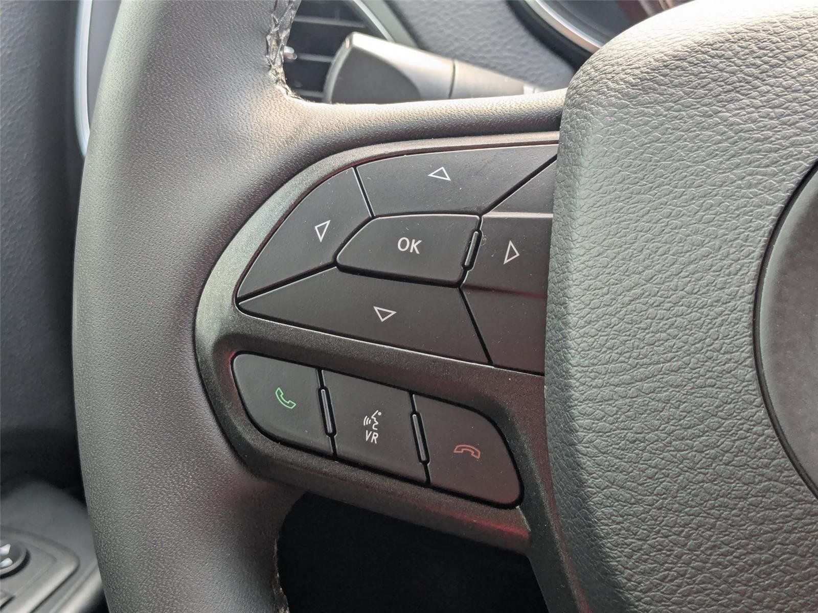 Used 2022 GRAY Jeep Trailhawk image 19