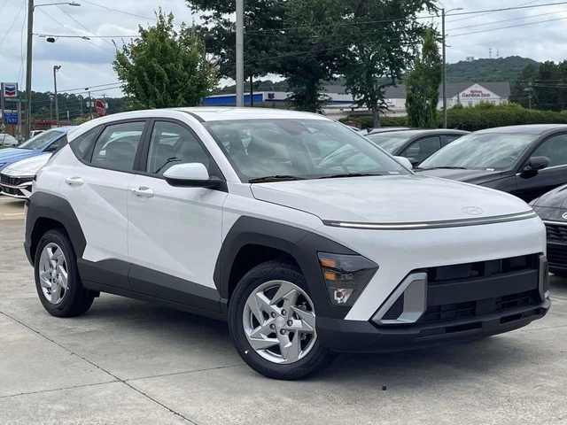 2026 Hyundai KONA SE