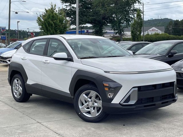 2026 Hyundai KONA SE FWD