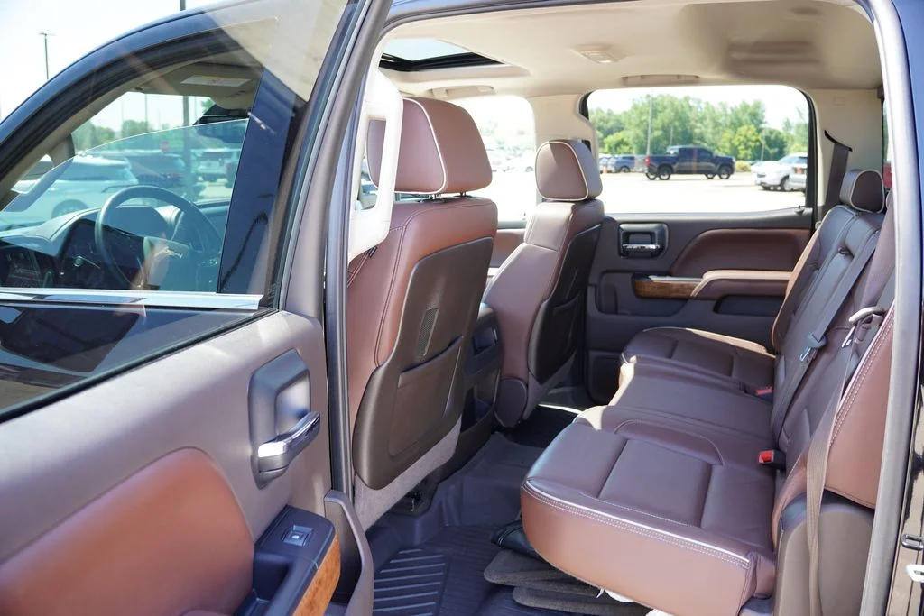 Used 2015 Black Chevrolet High Country image 18