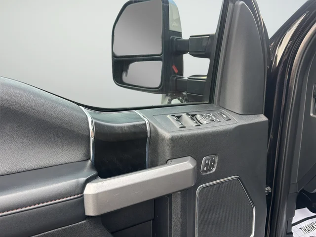 Used 2019  Ford Platinum image 24