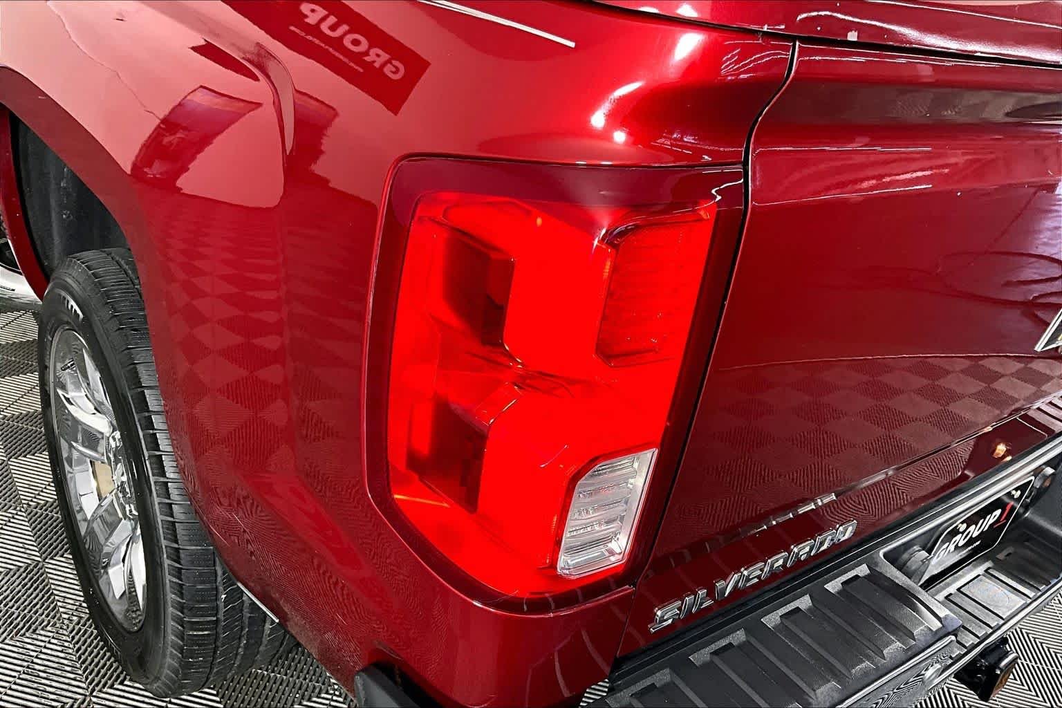Used 2018 Cajun Red Tintcoat Chevrolet LTZ image 27