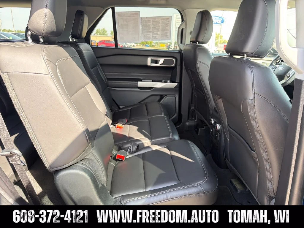 Used 2022 Blue Metallic Ford XLT image 34