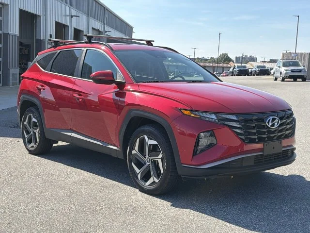 Used 2023 Red Hyundai SEL image 15
