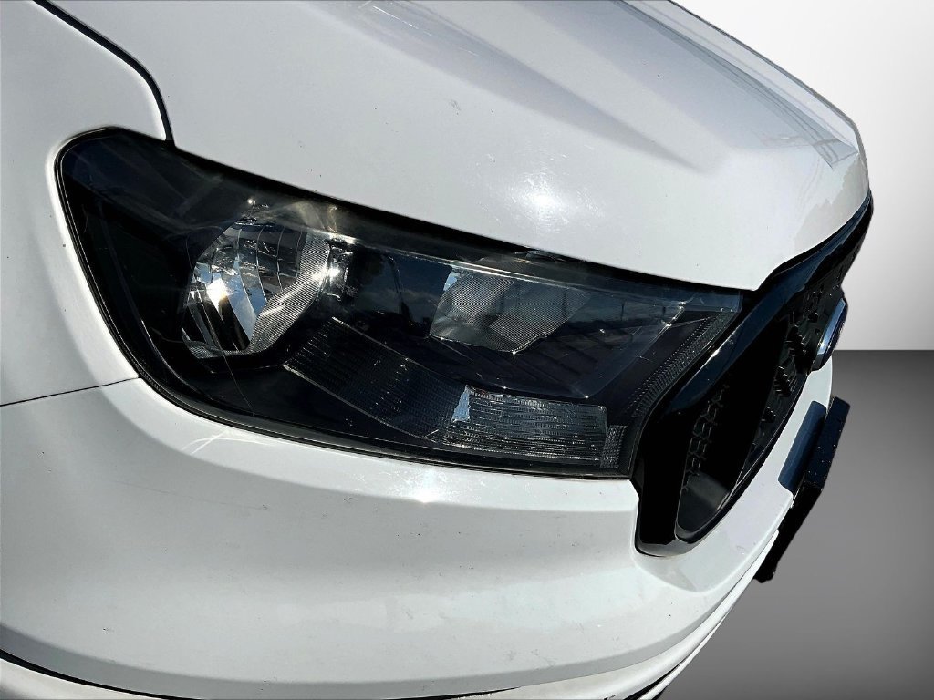 Used 2019 White Ford XLT image 32