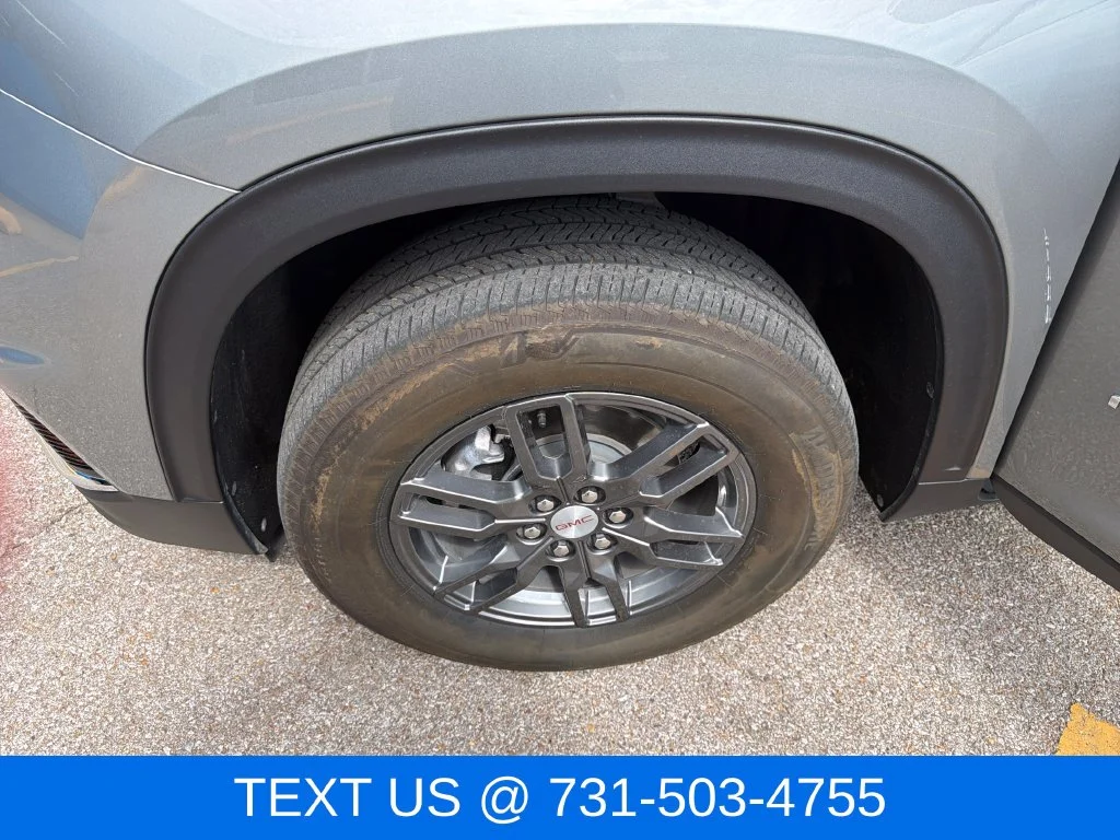 Used 2025 Silver GMC Elevation image 30