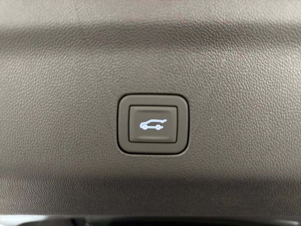 New 2026 Glacier White Tricoat GMC Denali image 9