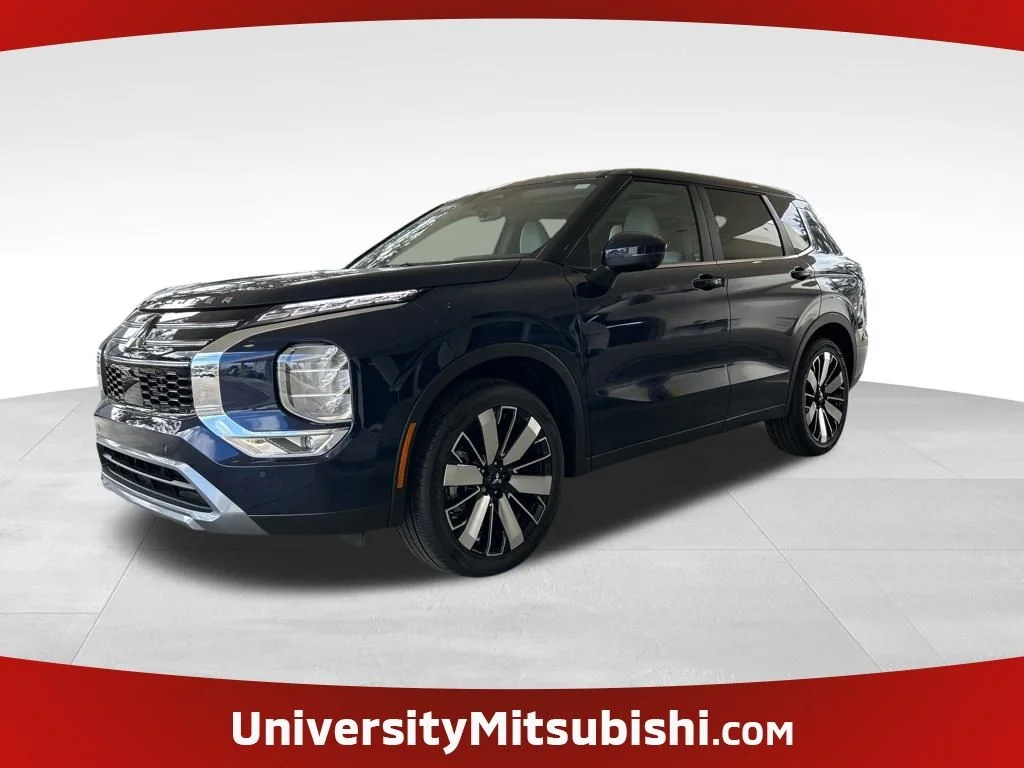 2026 Mitsubishi Outlander SE FWD's photo