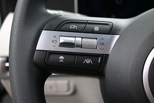 New 2026 White Hyundai SE FWD image 19