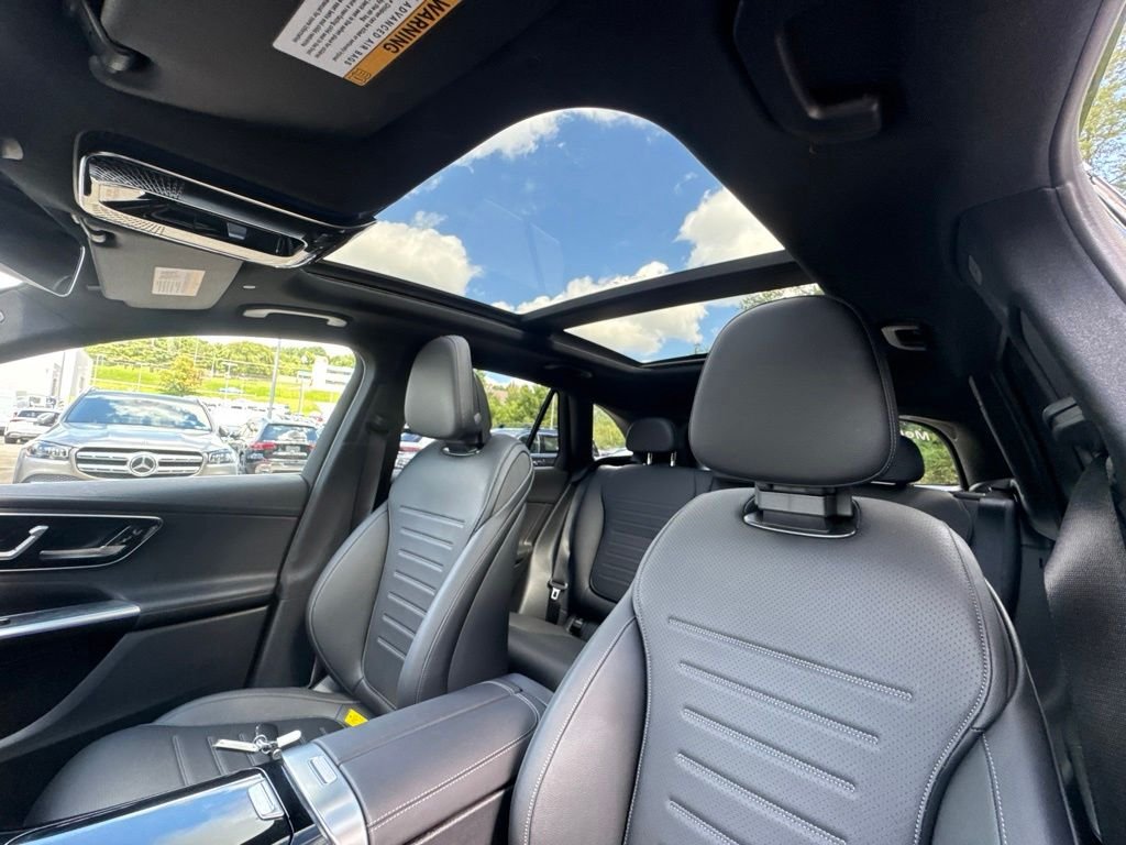 Used 2026 Black Mercedes-Benz GLC 300 image 22