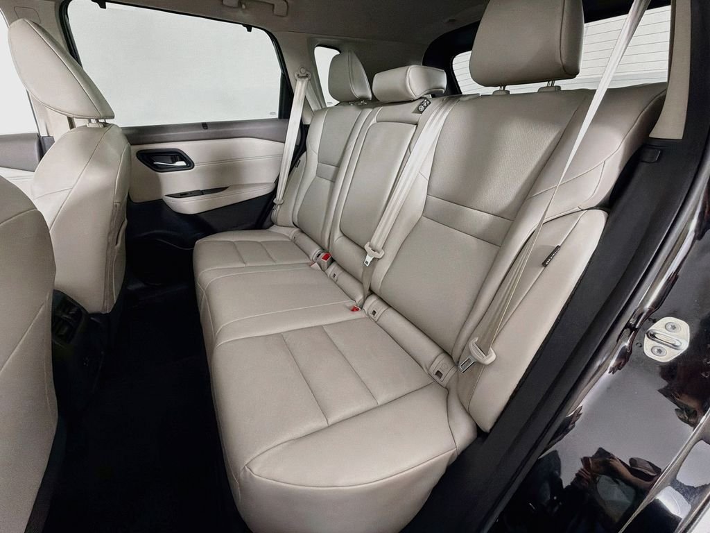 Used 2023 Super Black Nissan SV image 24