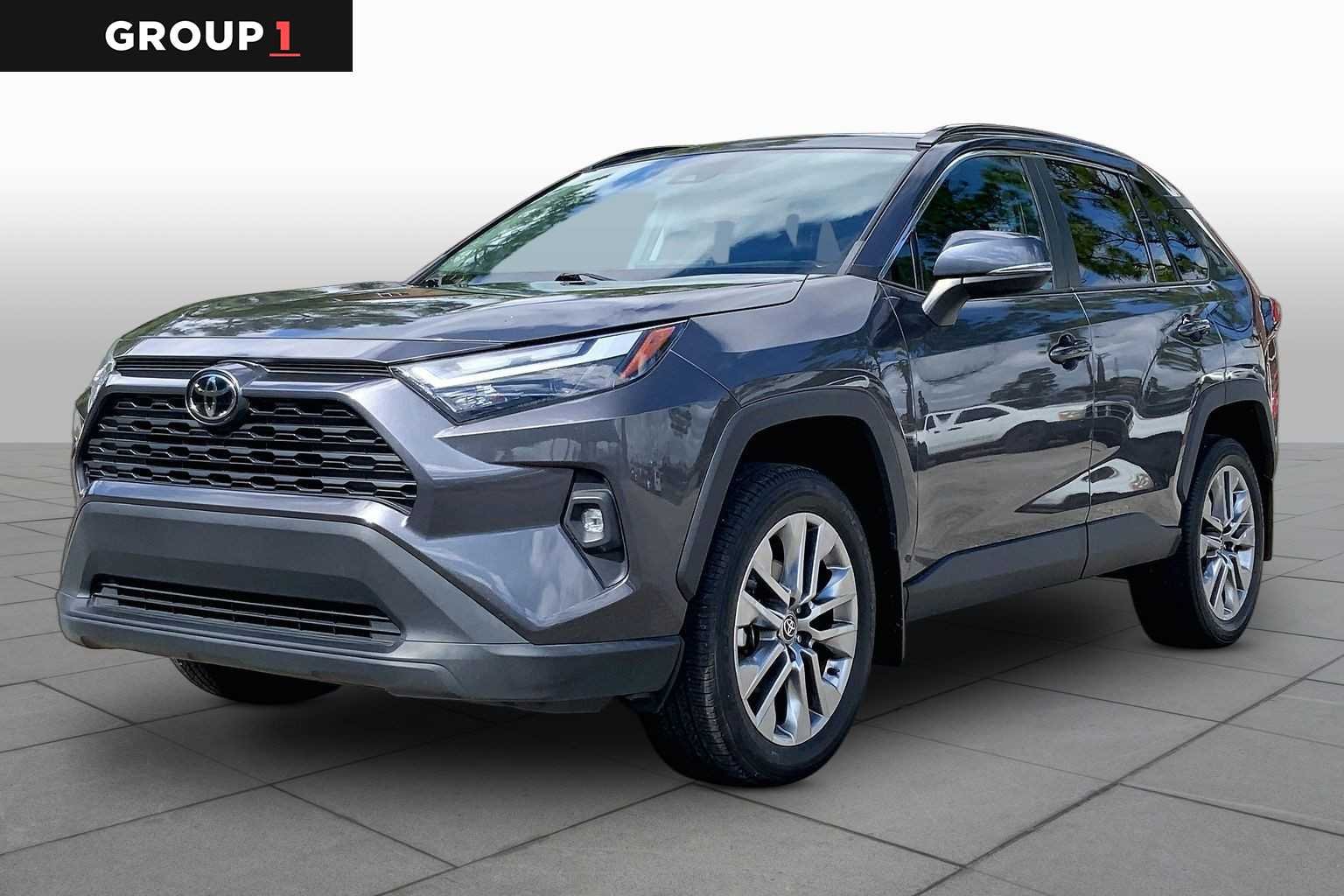 2023 Toyota RAV4 XLE Premium