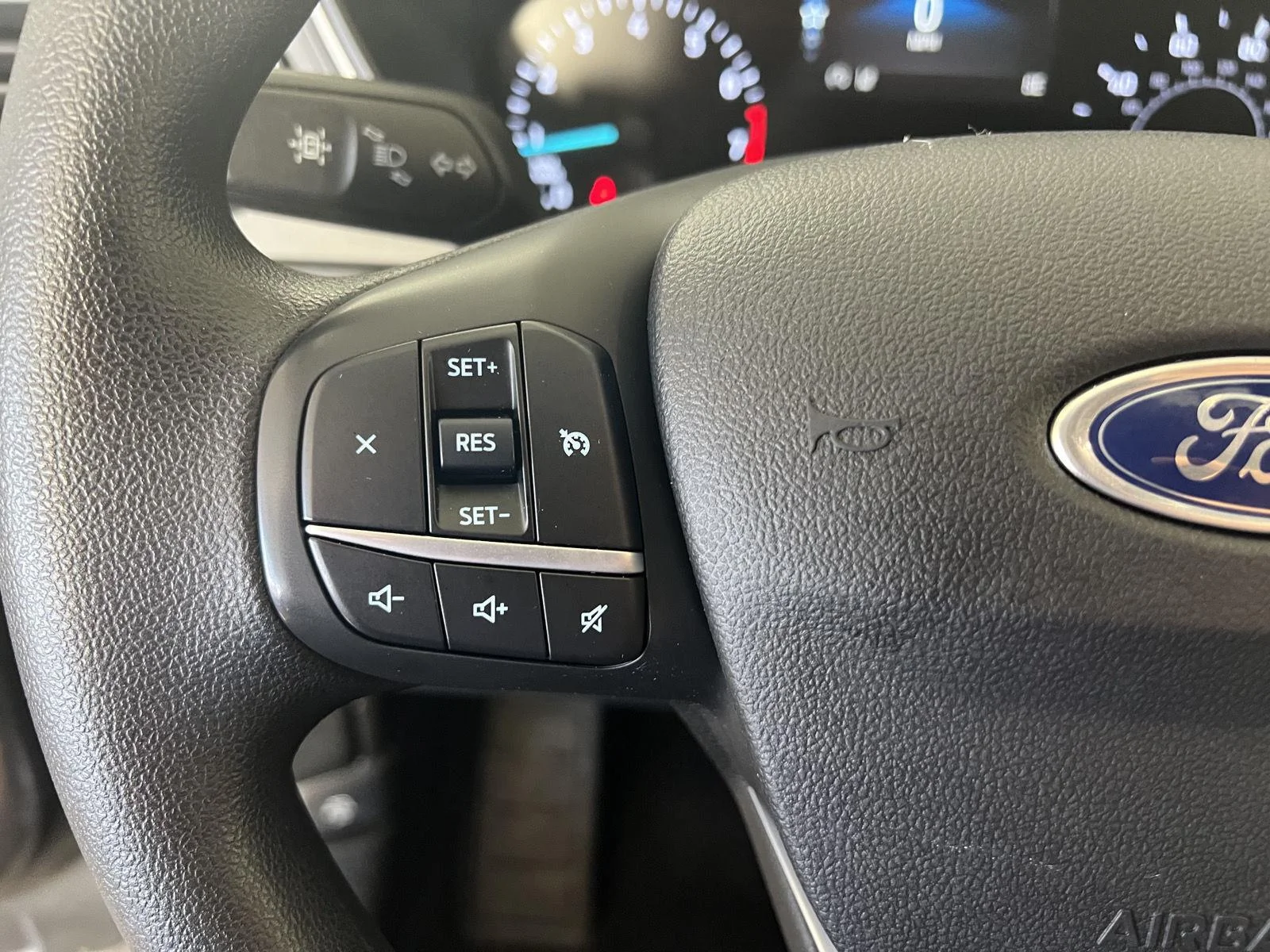 Used 2021 Carbonized Grey Ford SE image 10