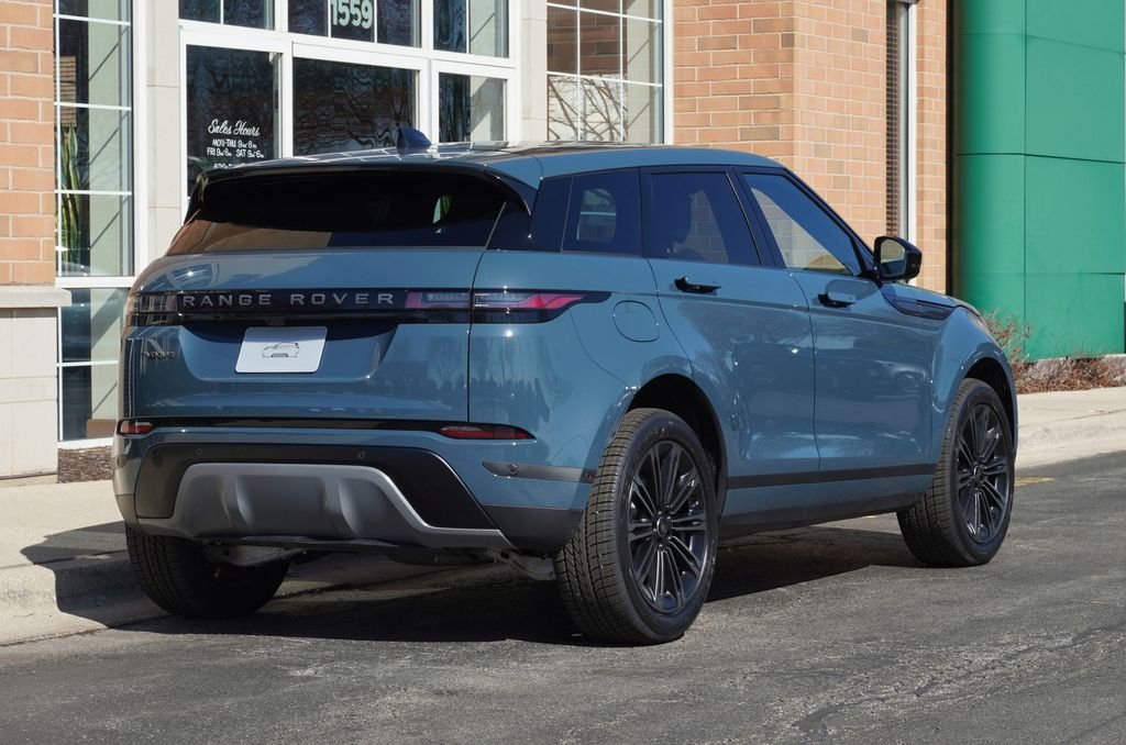 New 2026 Tribeca Blue Land Rover S image 6