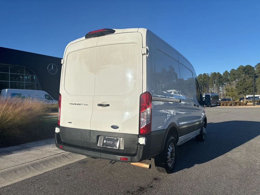 Used 2023 White Ford Base image 3