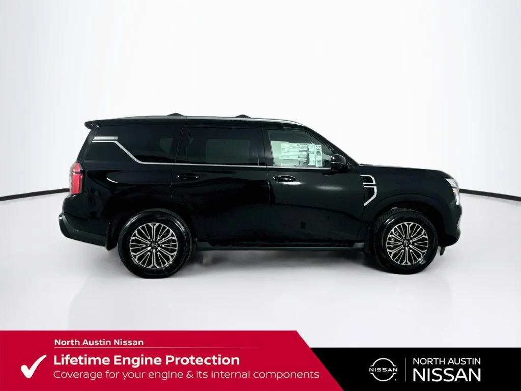 New 2026 Black Nissan Platinum image 9