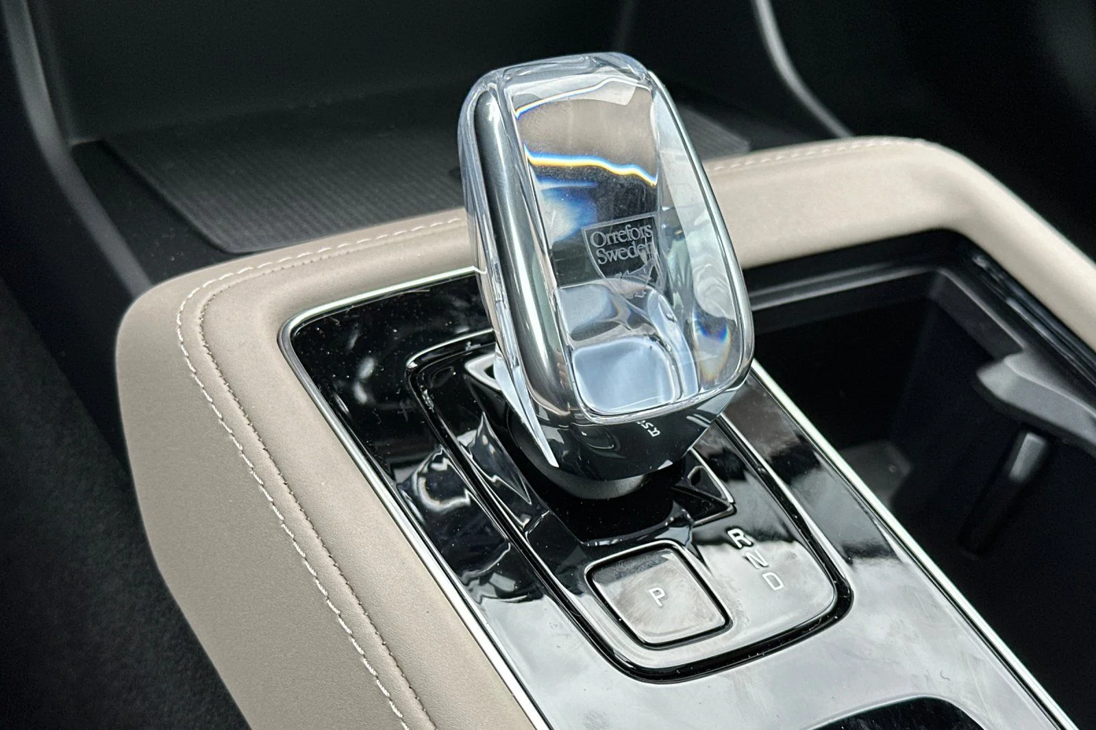 2026 Volvo XC90 Plus - Photo 22