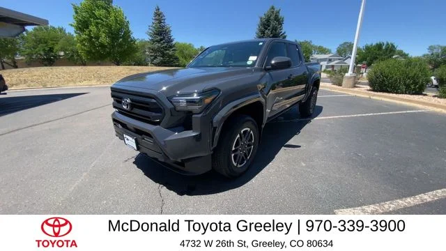 Used 2024  Toyota SR5 image 5