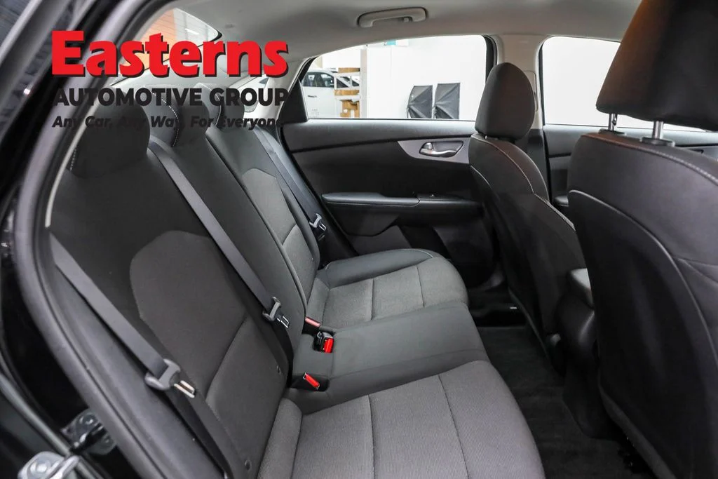 Used 2024 Black Kia LXS image 22