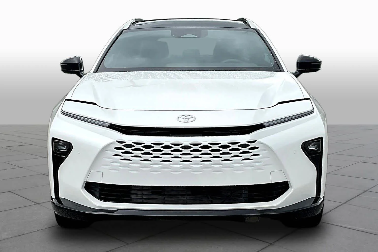 New 2026 Oxygen White Toyota Limited image 3