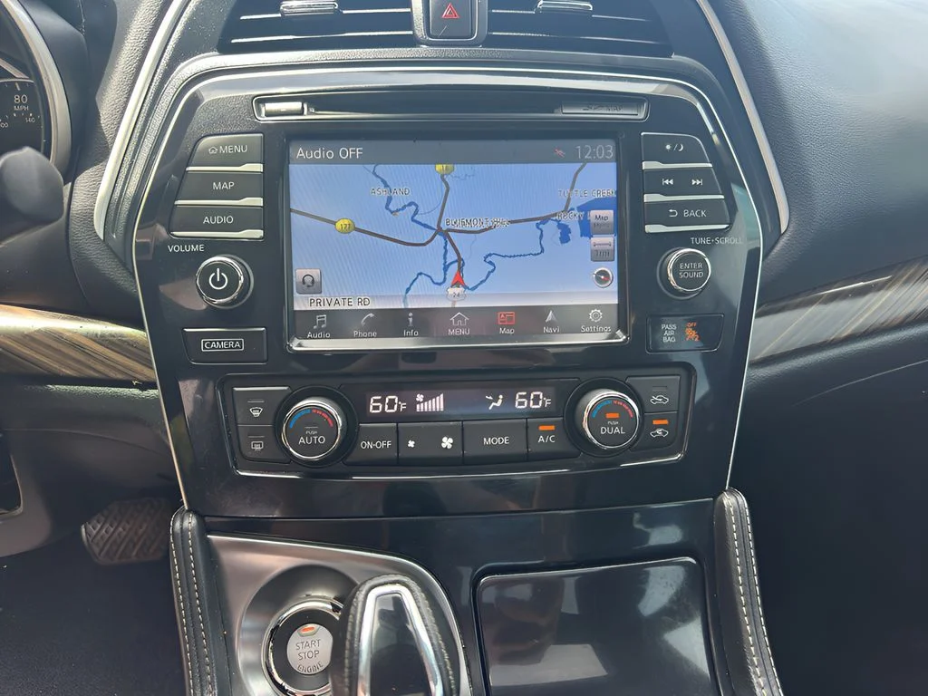 Used 2017 Super Black Nissan Platinum image 32